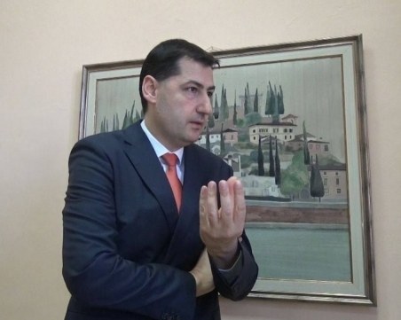 Иван Тотев кръщава 60 деца днес в Пловдив