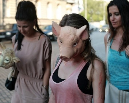 Лидерът на веганите отсече: Няма да оставим и един българин, който не е веган