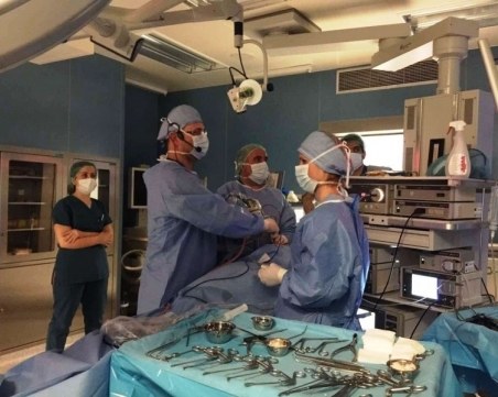 Пловдивски лекари спасиха дете на годинка с уникална медицинска техника