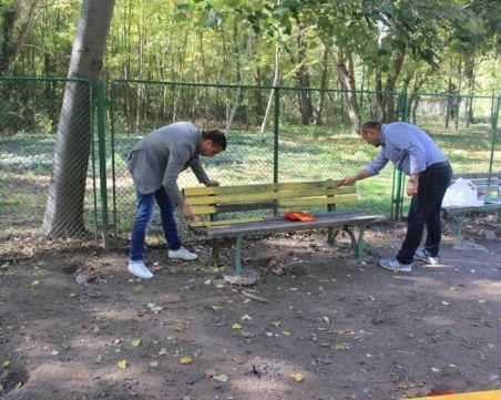 Пловдивчани ще могат да тренират кучетата си на освежена площадка СНИМКИ