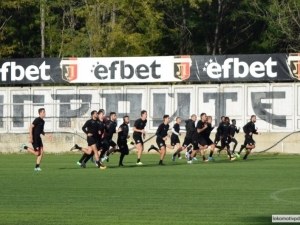 Локо без Димо Бакалов срещу Черно море днес
