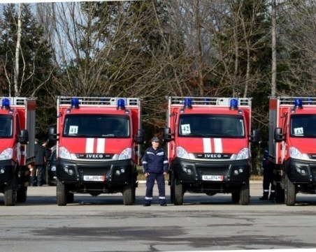 Незагасена цигара предизвика голям пожар и евакуация