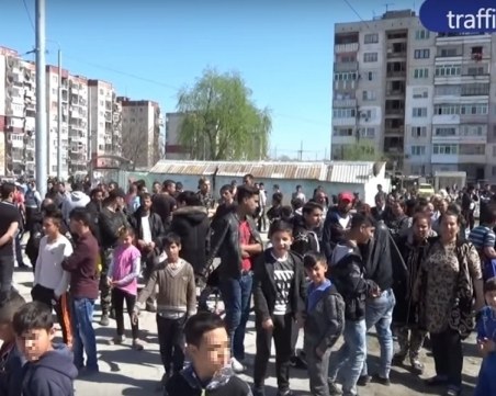 Бившият главен мюфтия: Строим голяма джамия в Столипиново, ще посреща туристите през 2019-та