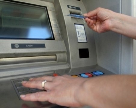 Токов удар остави пловдивчани без пари! Банкоматите спряха да работят