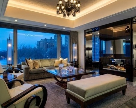 Жилището на шейха на Саудитска Арабия с фризьорски салон и спа център СНИМКИ