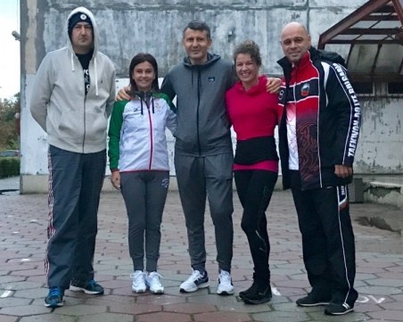 Иван Тотев се разкърши на тренировка с пловдивски ученици СНИМКИ