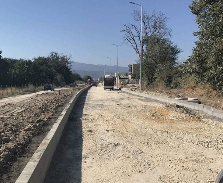 Отложиха пускането на Коматевско шосе