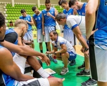 Асен Николов: Сериозен мач, играем срещу фаворит в първенството