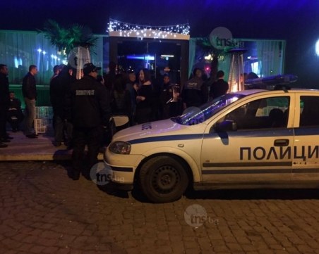 Масирана акция! Полицаи обиколиха дискотеки и барове в Пловдив, продължават и тази нощ