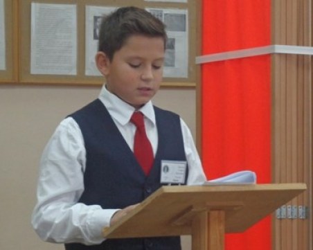 Високо отличие! Българче в шести клас грабна златен медал в космическа олимпиада