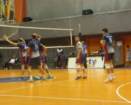 ВК Строител се отпуши с разгром в Севлиево