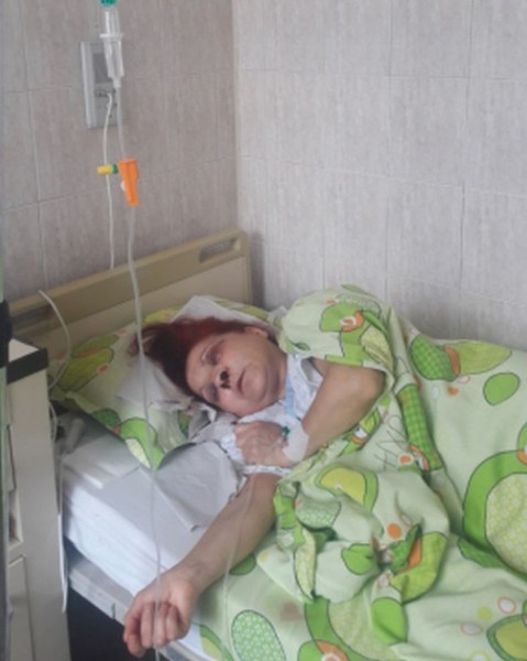 Пациент вилня в болница, преби медицинска сестра СНИМКИ