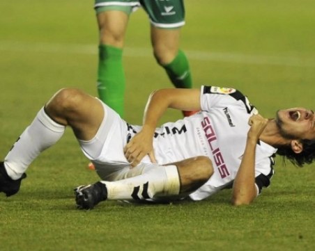 Футболист завърши мача с… 10 шева на члена си