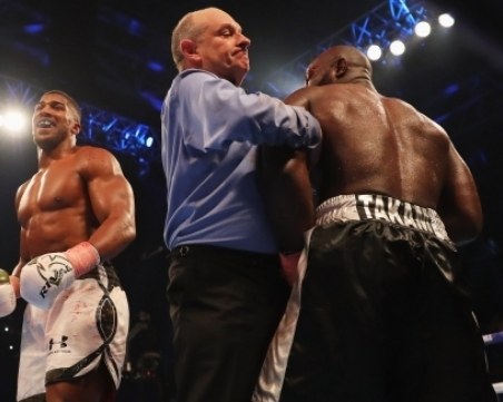 И Джошуа, и Такам разочаровани от прекратяването на мача