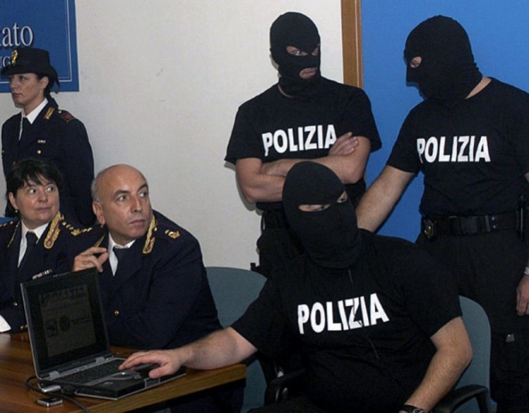 Италианци изпрали през български фирми 105 милиона евро, арестуваха 26 души