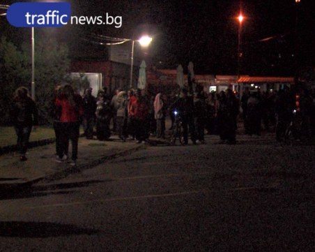 50 жандармеристи озаптиха 300 роми ВИДЕО