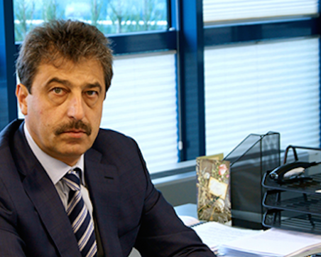 Цветан Василев предложи своя редакция на закона срещу разграбването на банките