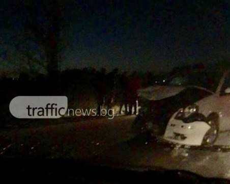 Зверска катастрофа край Пловдив! Три коли са смачкани до неузнаваемост ВИДЕО*