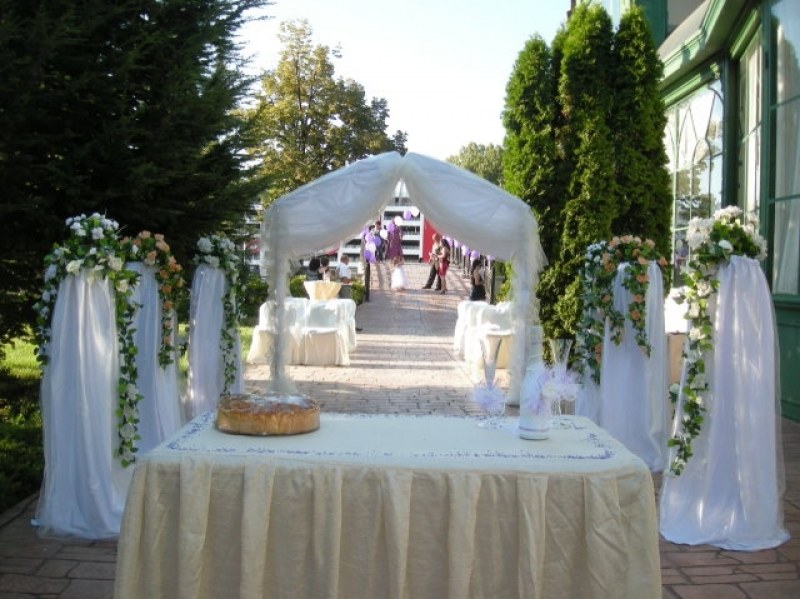 В Пловдив започва записване за сватбени ритуали за 2018 година