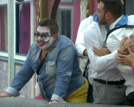 Бой в Къщата на Биг Брадър? Тото, БГ Роналдо и Шеф Петров отново се хванаха за гушите ВИДЕО