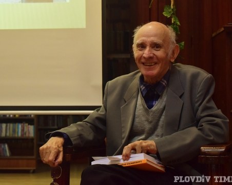Почина писателят Георги Райчевски