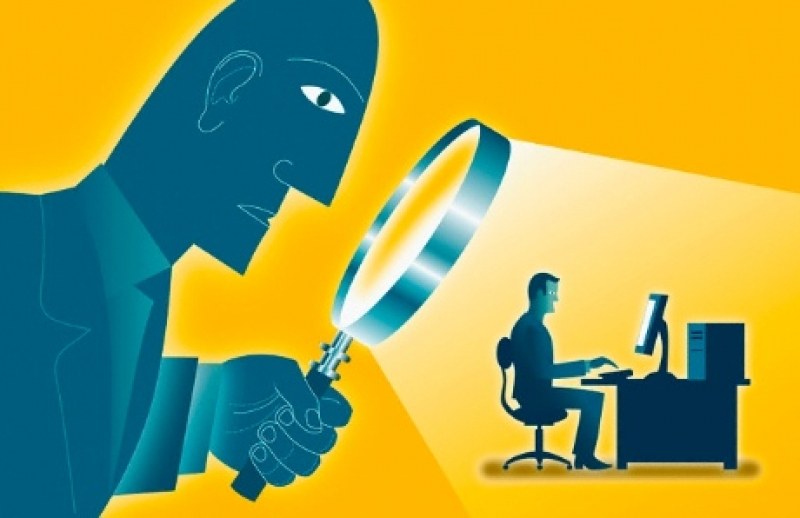 Държавата да следи хората в интернет, затова се обявиха 1/3 от българите