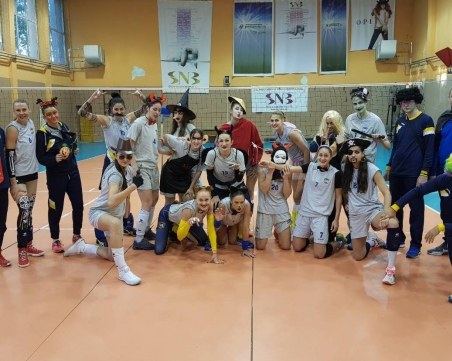 Марица плаши Берое с костюми на Хелоуийн