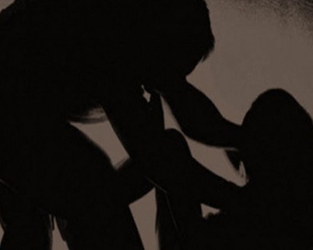 Задържаха мъж за блудство с 12-годишно момче