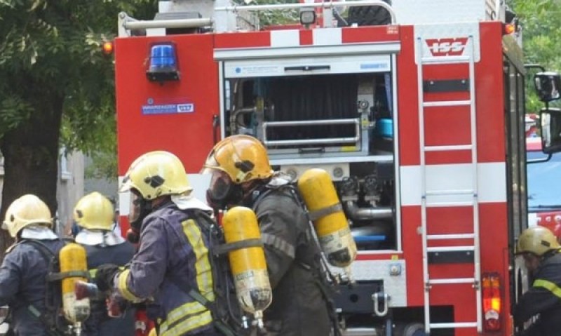 Закриват 12 пожарни служби, пренасочват огнеборците