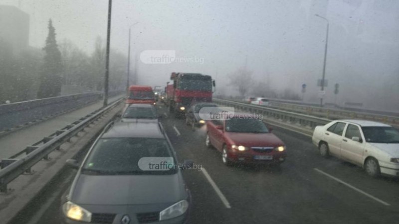 Започна се! Въздухът в Пловдив отново е токсичен СНИМКИ