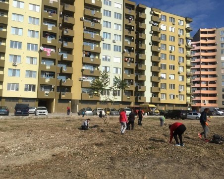 Пред “Гербера“ светна! Граждани почистиха спорния район и призоваха за залесяване СНИМКИ