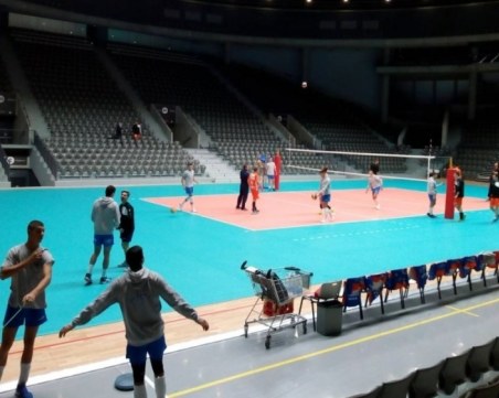 Виктория Волей загуби от Дунав без титулярния си разпределител