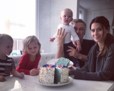 Актьорът Алек Болдуин очаква петото си дете