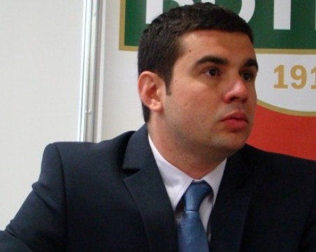 Бившият прокурист на Ботев отвърна на обвиненията, че натрупал дългове