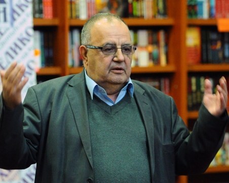 Божидар Димитров: Опозицията вече е изхабена, трябва да се намери нова