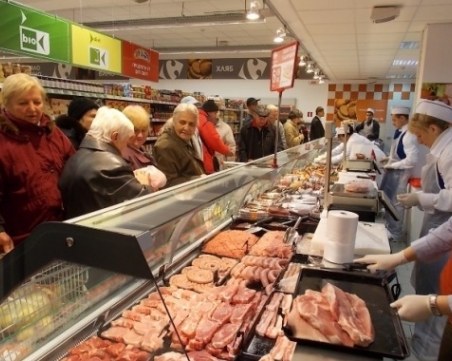 Месото у нас се тъпче с лекарства? Проверките показват друго
