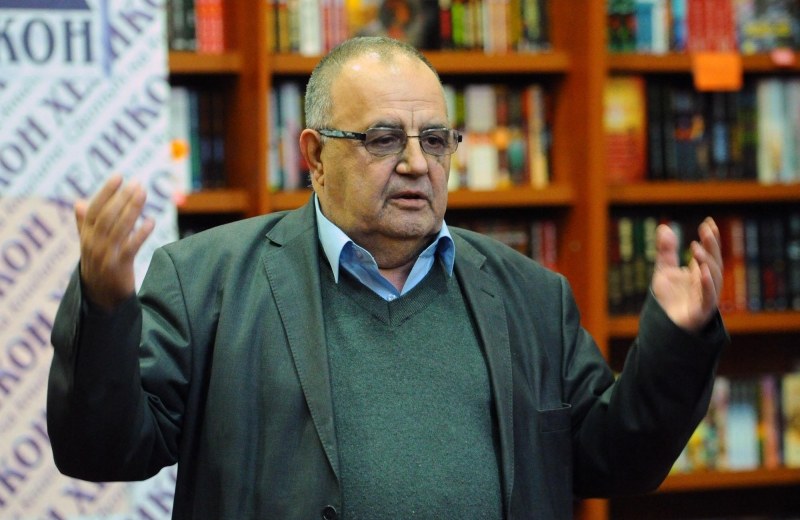 Божидар Димитров: Опозицията вече е изхабена, трябва да се намери нова