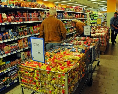 16-годишен пловдивчанин се почувства унизен в магазин! Кой е виновен?