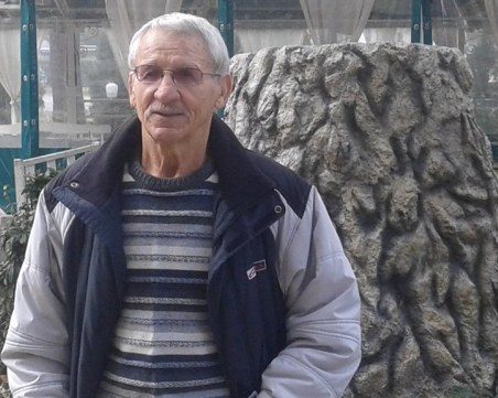 Светило в борбата на прага на 80 поддържа цяла верига магазини