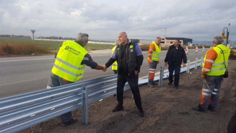 Борисов заради гонките: Да се сложат камери на околовръстното за АМ “Тракия“ СНИМКИ