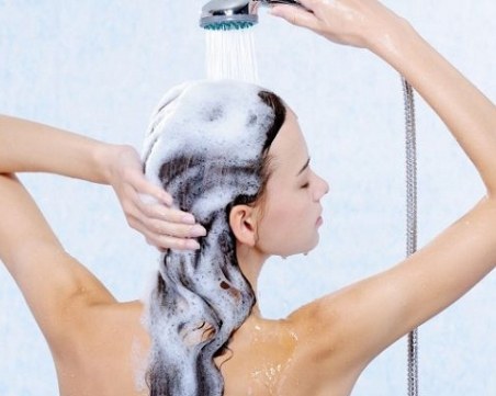 Най-честите грешки, които допускаме в грижата за косата