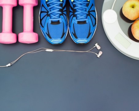 Дрескод - без дрехи! Врати отваря първия фитнес за нудисти СНИМКИ