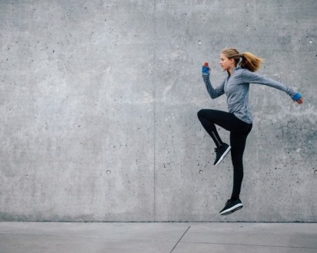 Тичането назад гори с 20 % повече калории, отколкото нормалното тичане