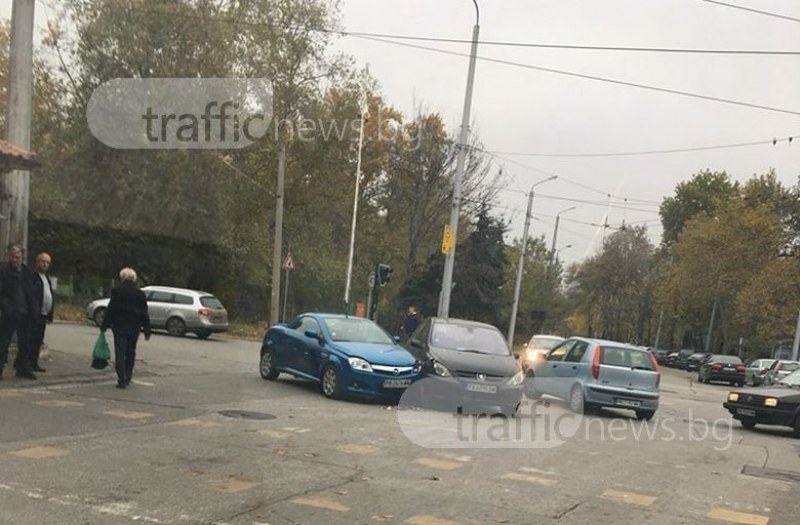 Пазарджиклия удари пловдивчанка на прелеза на 