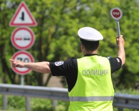 Близо 2000 нарушения на пътя само за седмица в Пловдив! 700 фиша и 800 акта “зарадваха“ шофьорите