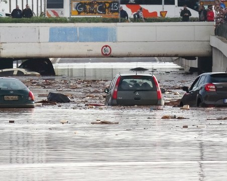 Тридневен траур в Гърция след потопа СНИМКИ и ВИДЕО