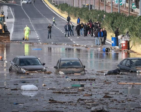 Проливни дъждове и днес в Гърция, все още има изчезнали хора