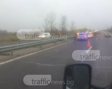 Верижно меле на магистралата край Пловдив, пътят е затапен СНИМКА