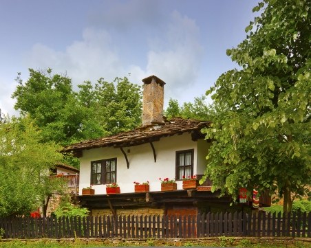 Костюми от български исторически филми на изложение в Боженци