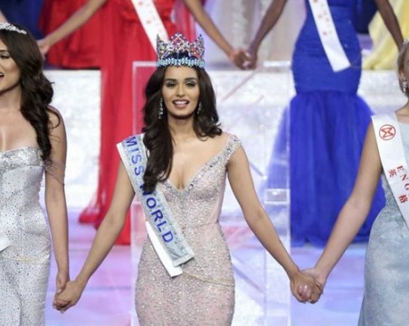 Вижте изпълнението на Кристиан Костов на конкурса “Мис Свят“ ВИДЕО